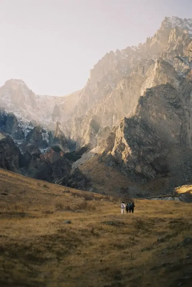 სახიზარის სვეტები