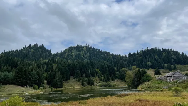 Lake Kahisi