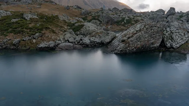 აბუდელაურის ფერადი ტბები